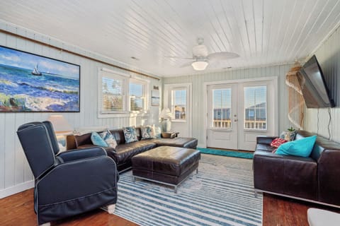 Living Area - Southeast
