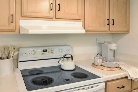 Wake up to hot drinks at the dedicated coffee bar with a variety of selections