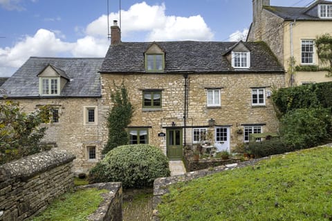 Ardmore Cottage - StayCotswold