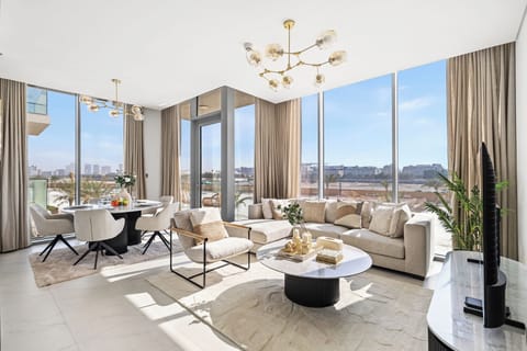 Apartment, Balcony, City View | Living area