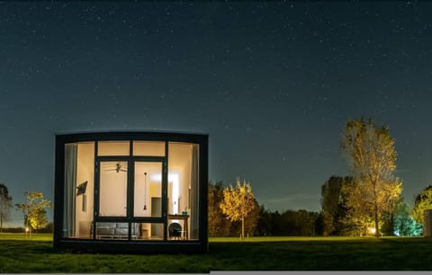 House | 1 bedroom