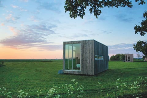 House | 1 bedroom