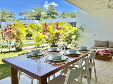 Outdoor dining