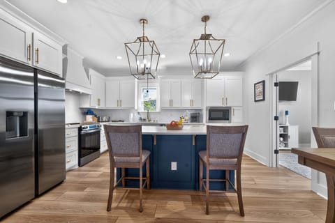 Indoors, Floor, Kitchen, Architecture, Building