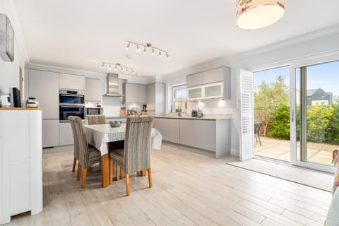 Cottage (3 Bedrooms) | Floor plan