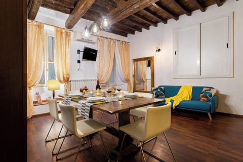 Apartment (2 Bedrooms) | Living area | 32-inch TV with cable channels
