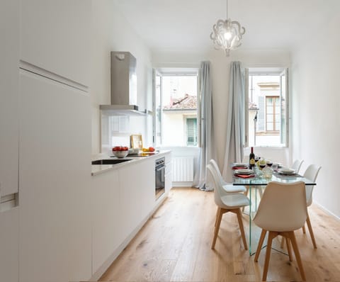 Apartment (3 Bedrooms) | Private kitchenette | Microwave, oven, espresso maker, electric kettle