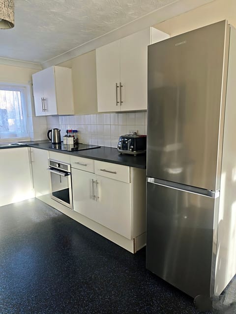 Everything you need to cook at home.