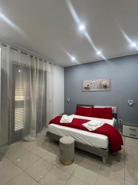Favola | Minibar, blackout drapes, soundproofing, iron/ironing board
