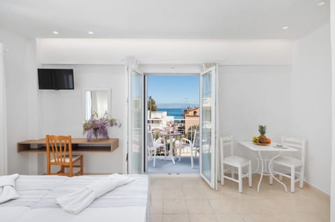 Superior Double or Twin Room, Balcony | Egyptian cotton sheets, premium bedding, memory foam beds, minibar