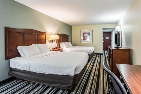 Standard Room, 2 Double Beds, Non Smoking | Desk, blackout drapes, iron/ironing board, free cribs/infant beds