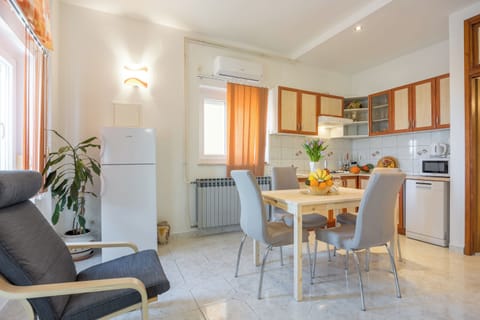 Living and dining room