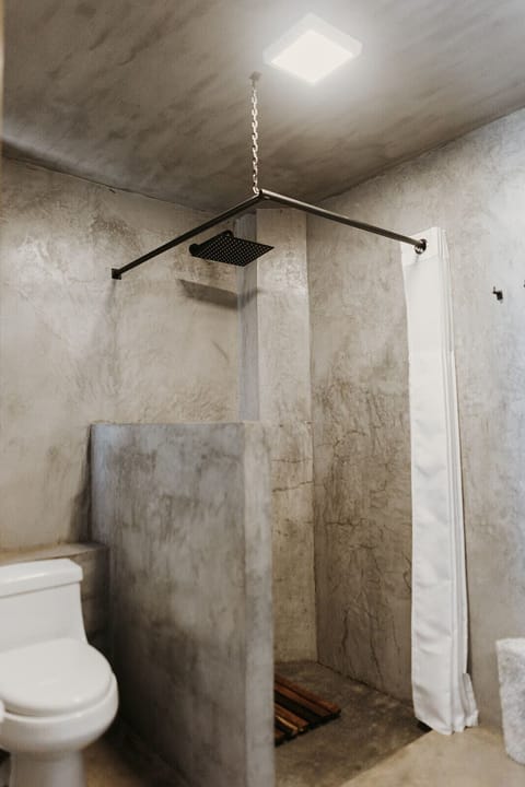 Luxury Double Room, Balcony, Mountain View | Bathroom | Towels, soap, shampoo, toilet paper