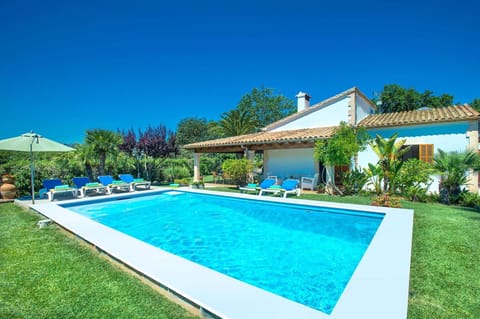 Villa Geranios image