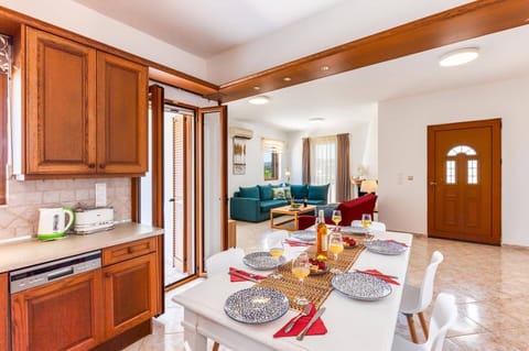 Villa Kostas Maria image