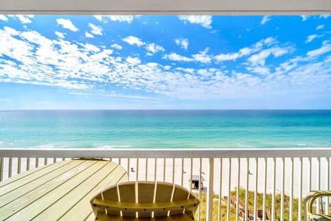 Condo, 1 Queen Bed with Sofa bed (Seychelles 602) | Property grounds
