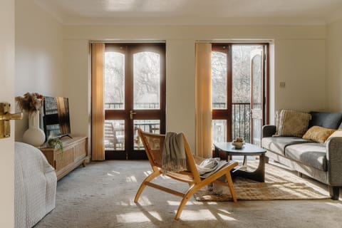Spacious Living area