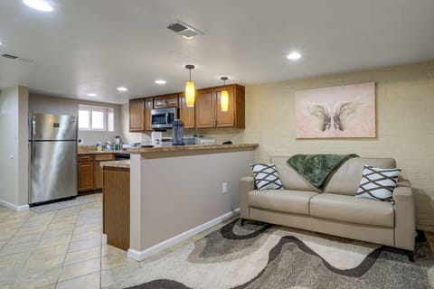 Washington, D.C., Vacation Rental | 1BR | 1BA | 740 Sq Ft | Steps to Enter
