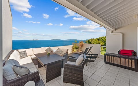Large patio with ample seating room!