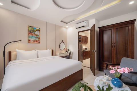 Standard Apartment, City View | Desk, WiFi (free)
