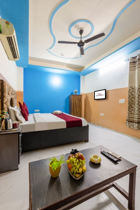 Deluxe Double or Twin Room | Desk, free WiFi