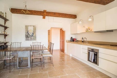 Fe890db5 1f9c 448c bff9 316e13e9da6a