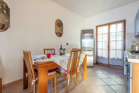 Apartment, Patio, City View | Dining