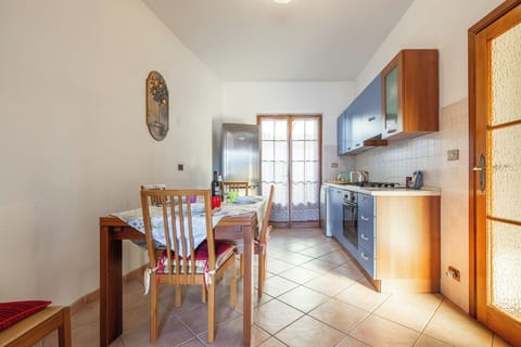 Apartment, Patio, City View | Private kitchen | Full-size fridge, microwave, stovetop, dishwasher