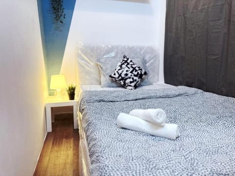 Desk, laptop workspace, iron/ironing board, free WiFi