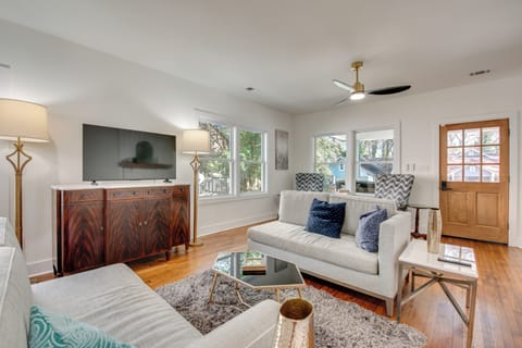 Atlanta Vacation Rental | 4BR | 2.5BA | Steps Required | 2,000 Sq Ft