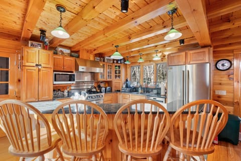 Enjoy breakfast and meals with friends and family