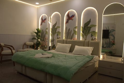 Deluxe Room | Rollaway beds, free WiFi, bed sheets