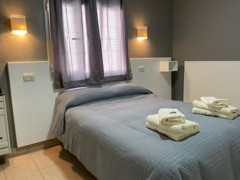 Premium bedding, down comforters, free WiFi