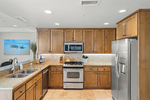 The kitchen is fully equipped to prepare almost any meal.  It also has granite countertops, new appliances, food processors, Instapot, a blender, a Ninja Grill and a fridge with filtered water and ice