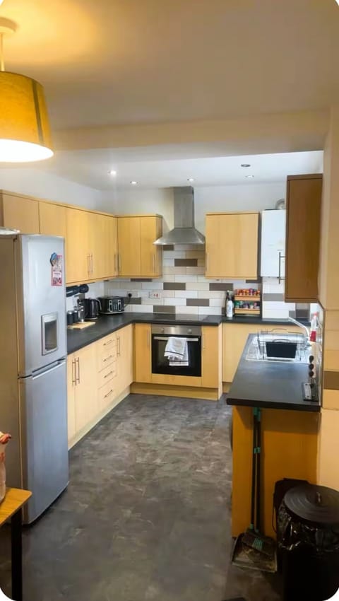 Superior House, 3 Bedrooms, Kitchen | Private kitchen