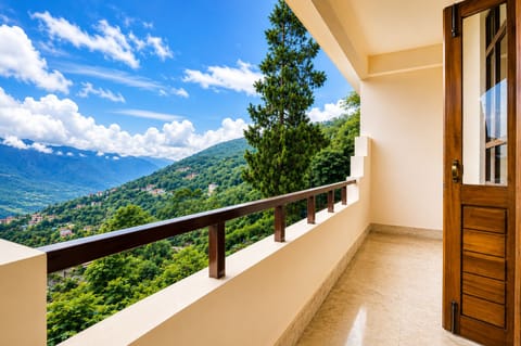 Premium Room, 1 King Bed, Mountain View | Balcony view