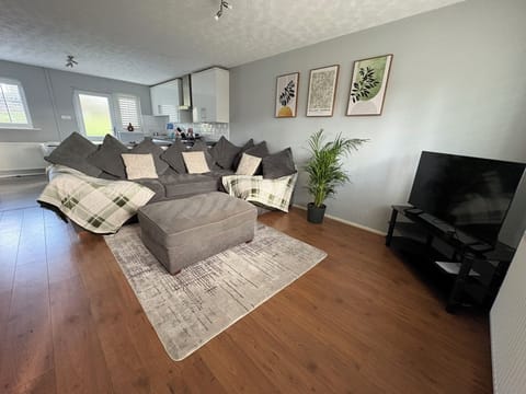 Lounge area with SMART TV