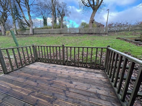 Patio and Communal Gardens