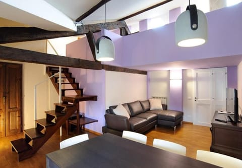 Duplex | Living area