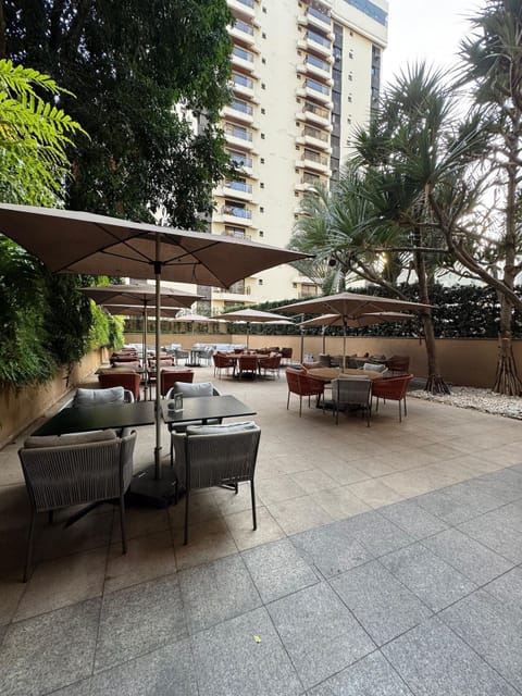 Suite | Outdoor dining