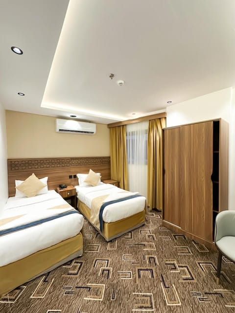 Premium bedding, Select Comfort beds, WiFi (free), bed sheets