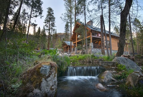 Chalet (3 Bedrooms) | Exterior