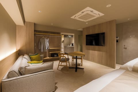 Standard Room with 2 Queen Beds & 1 Queen Sofa Bed, Non Smoking | Individually decorated, desk, free cribs/infant beds, free WiFi