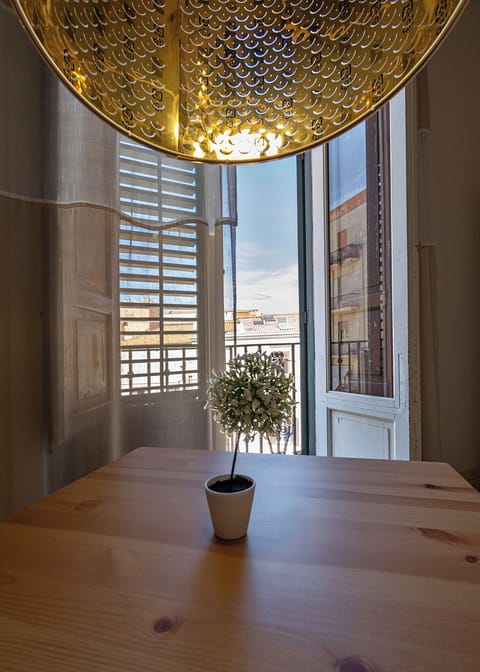Comfort Suite, Balcony, Partial Sea View | Interior