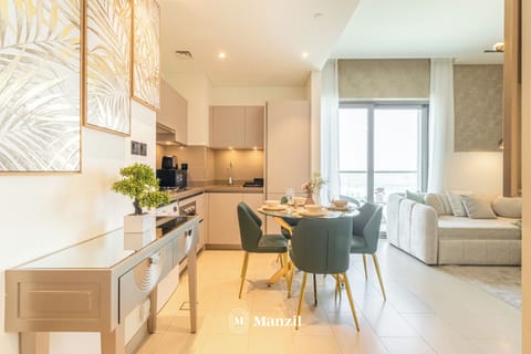 Luxury Apartment, City View | Dining