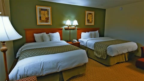 Deluxe Double Room, 2 Queen Beds, Refrigerator & Microwave, Mountain View | Desk, blackout drapes, rollaway beds, free WiFi