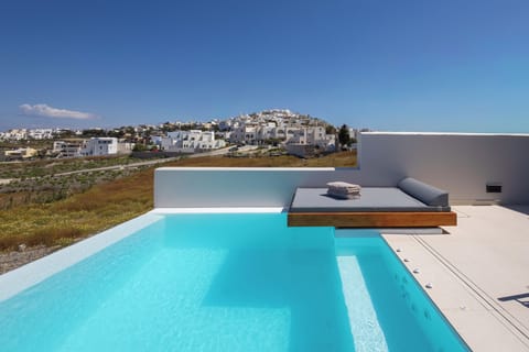 Private pool