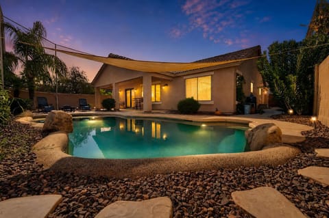 A desert oasis in the heart of Queen Creek, minutes away from local hot spots.