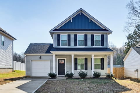 Bessemer City Vacation Rental | 3BR | 2.5BA | 1,435 Sq Ft | Stairs to Access