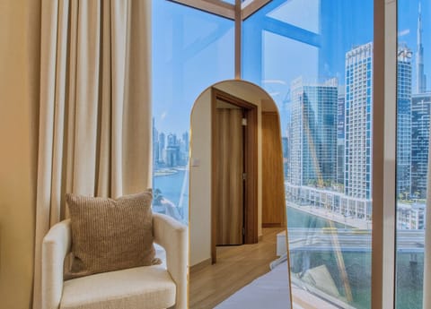 Luxury Apartment, City View | Interior